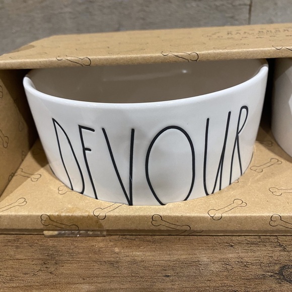 Rae Dunn pet bowls - Picture 3 of 4